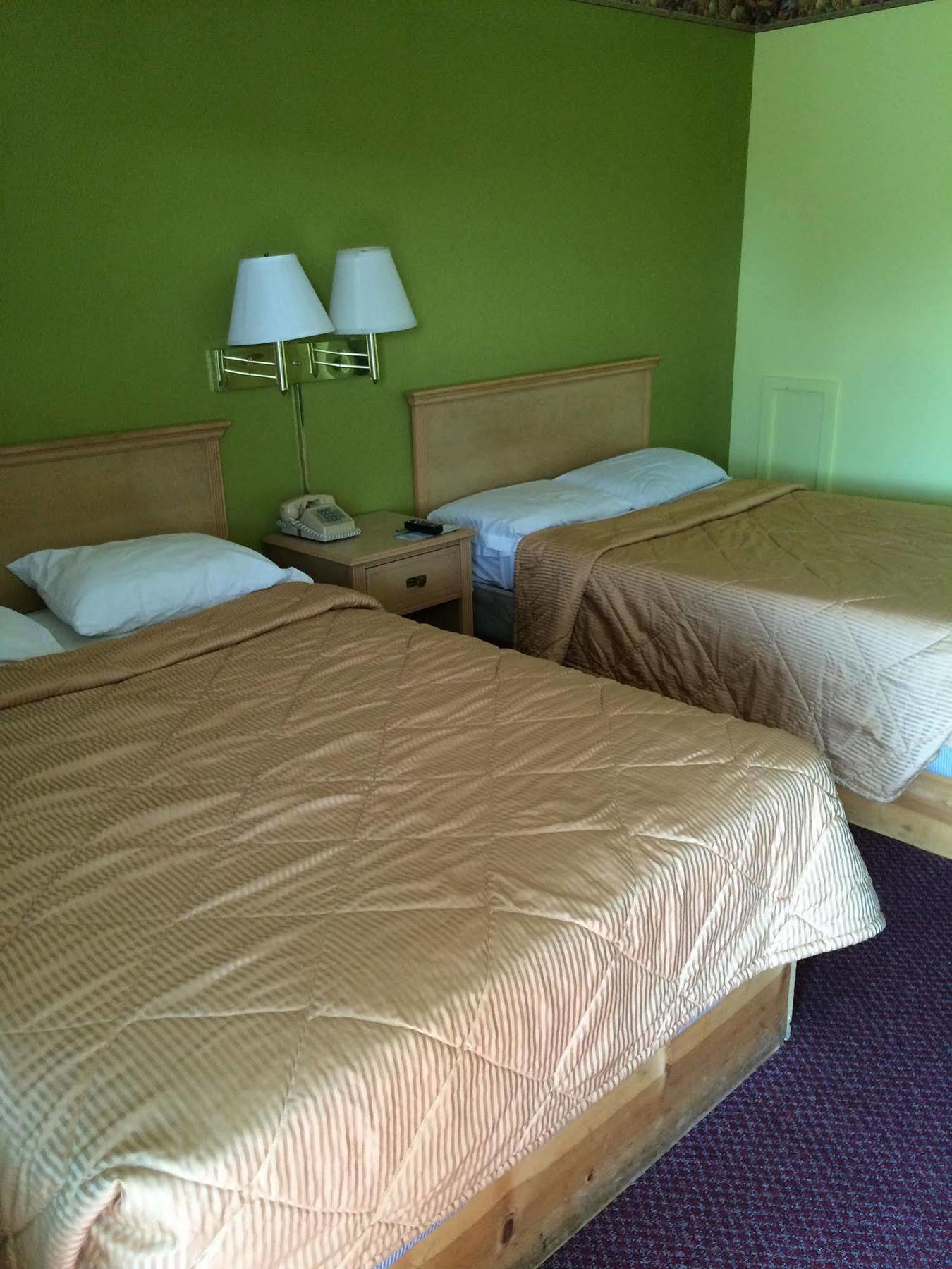 Hutchinson Inn Экстерьер фото